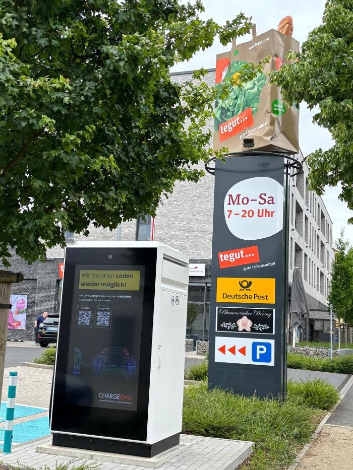 Bilder ChargeOne Ladestation