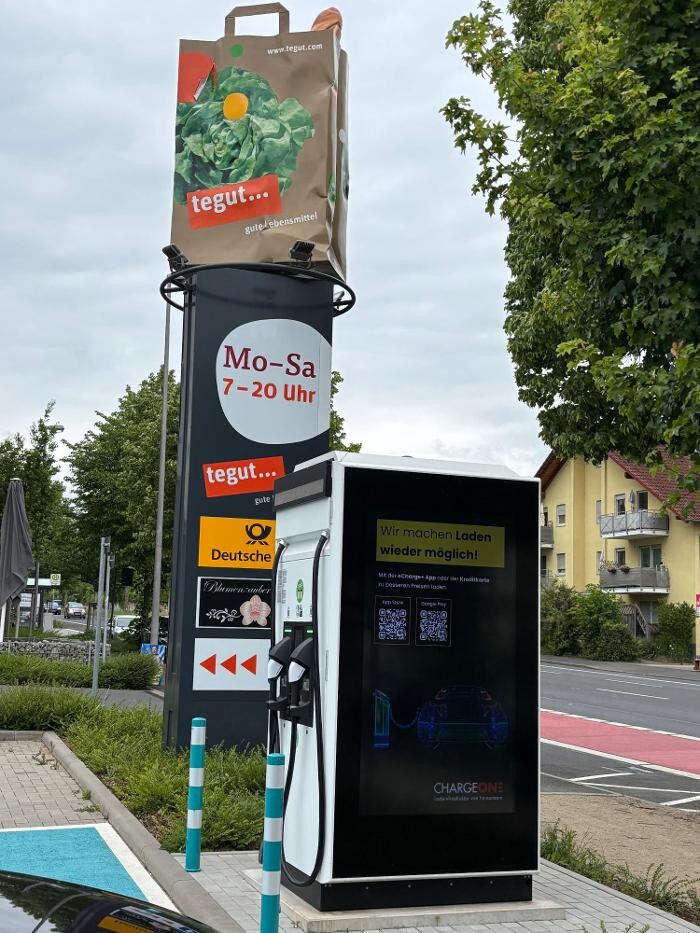 Bilder ChargeOne Ladestation