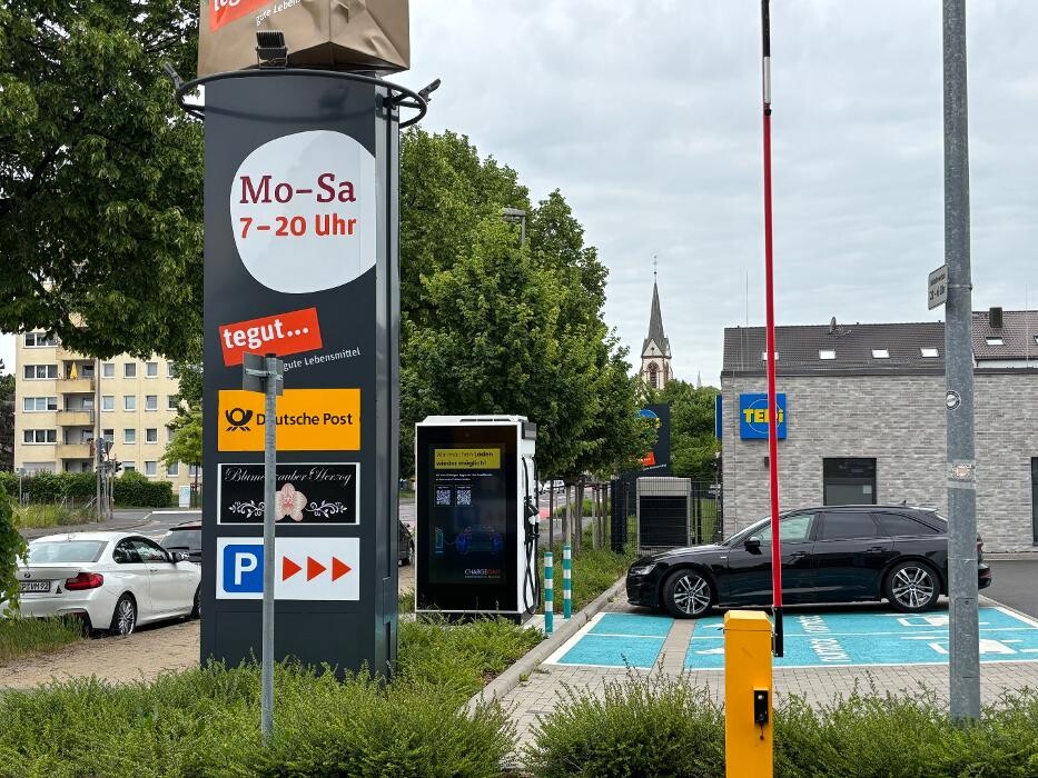 Bilder ChargeOne Ladestation