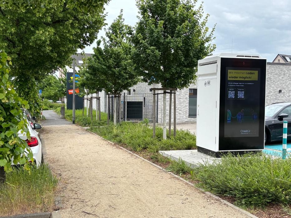 Bilder ChargeOne Ladestation