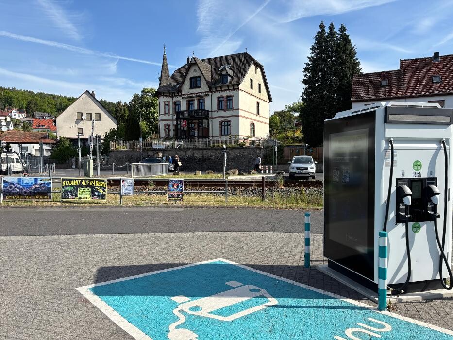 Bilder ChargeOne Ladestation