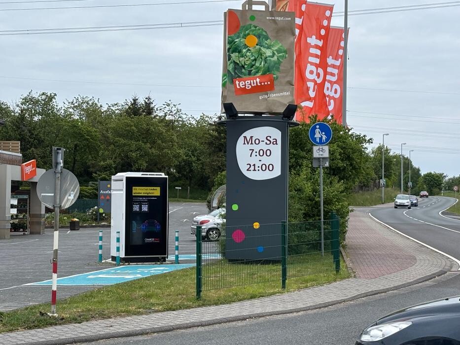 Bilder ChargeOne Ladestation