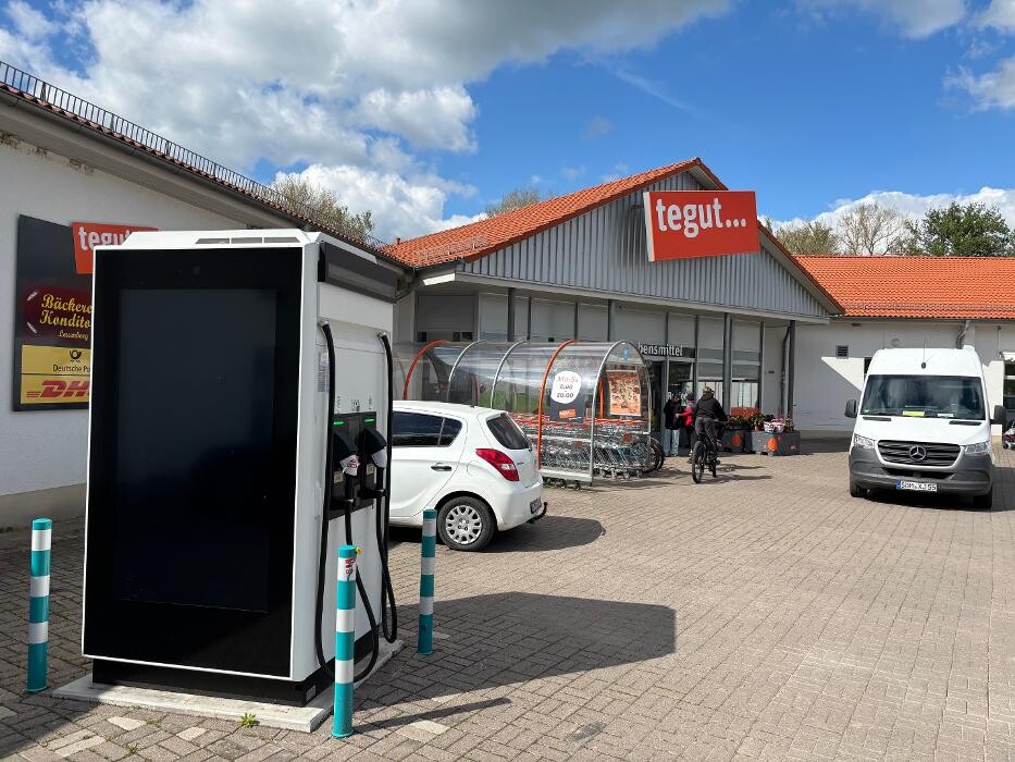 Bilder ChargeOne Ladestation