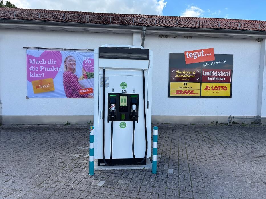 Bilder ChargeOne Ladestation