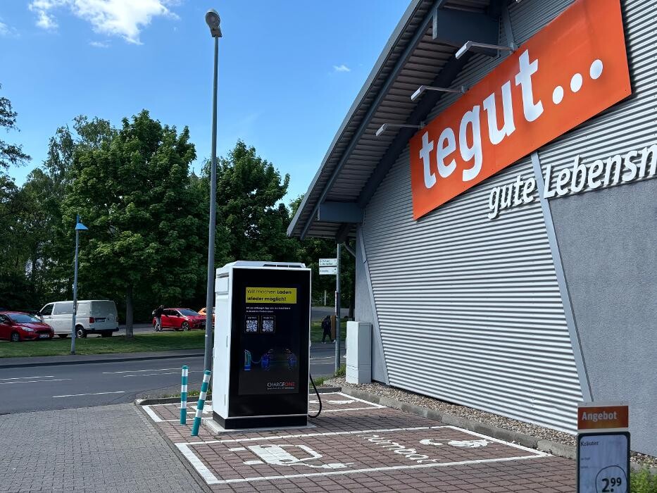 Bilder ChargeOne Ladestation