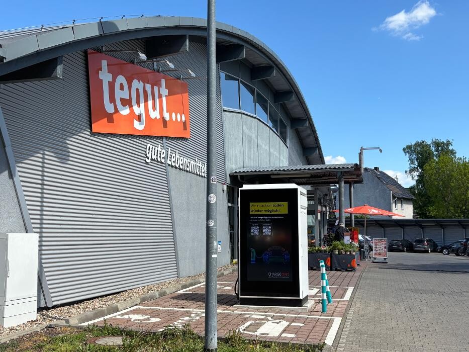 Bilder ChargeOne Ladestation