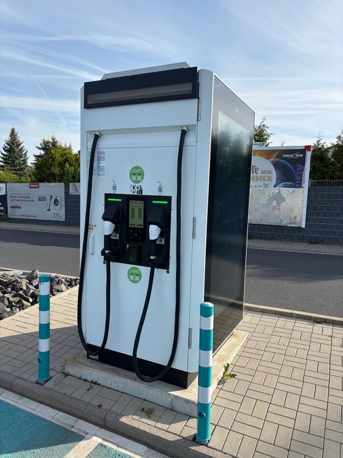 Bilder ChargeOne Ladestation