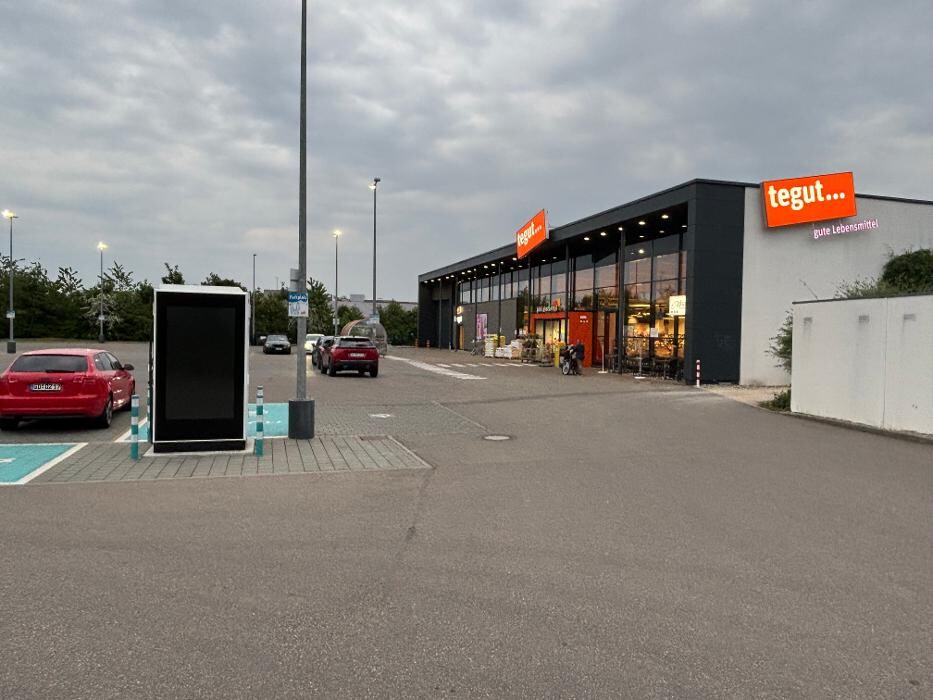 Bilder ChargeOne Ladestation