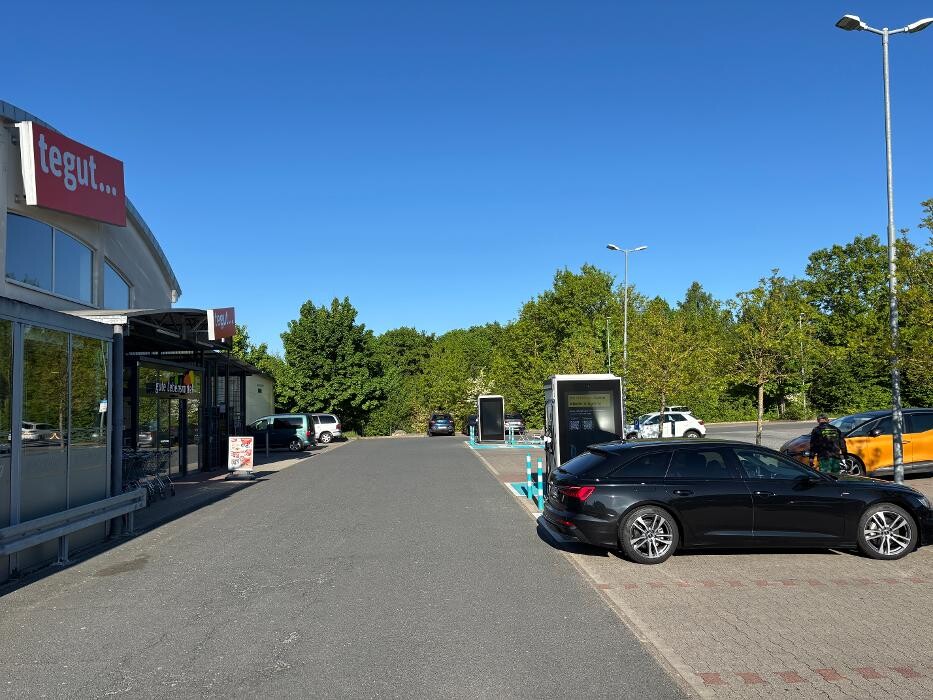 Bilder ChargeOne Ladestation