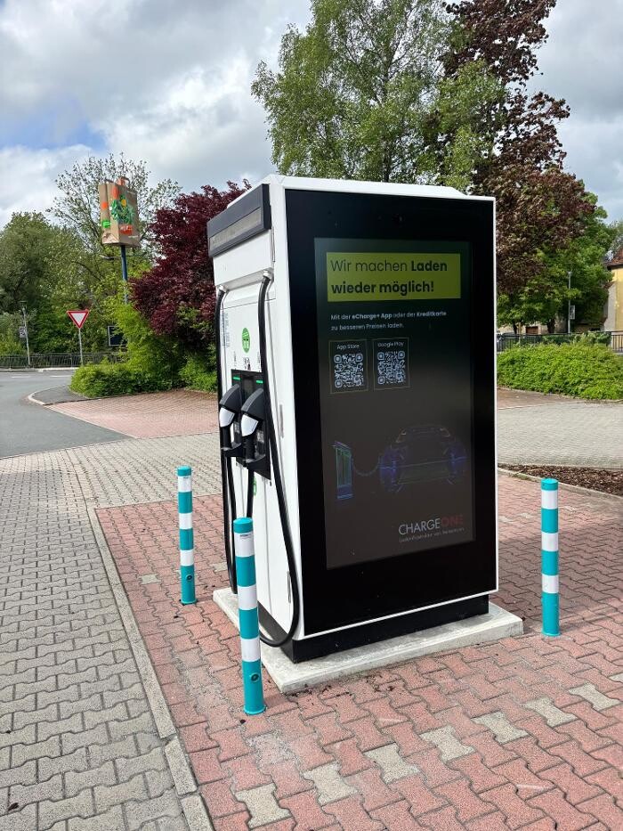Bilder ChargeOne Ladestation