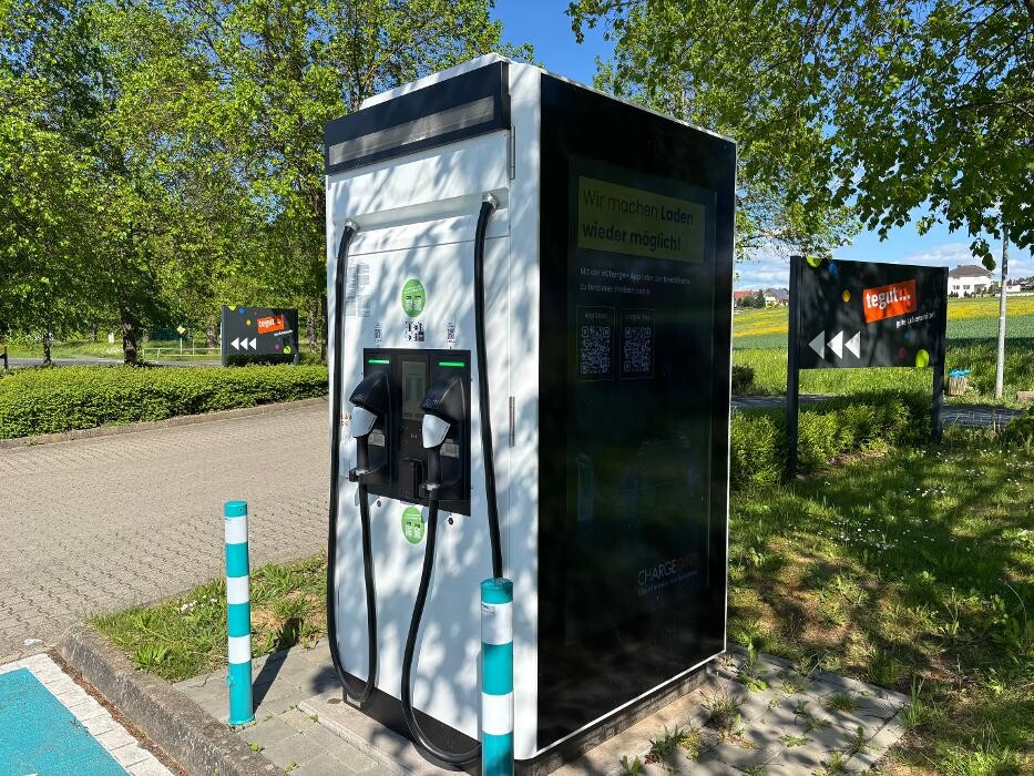 Bilder ChargeOne Ladestation