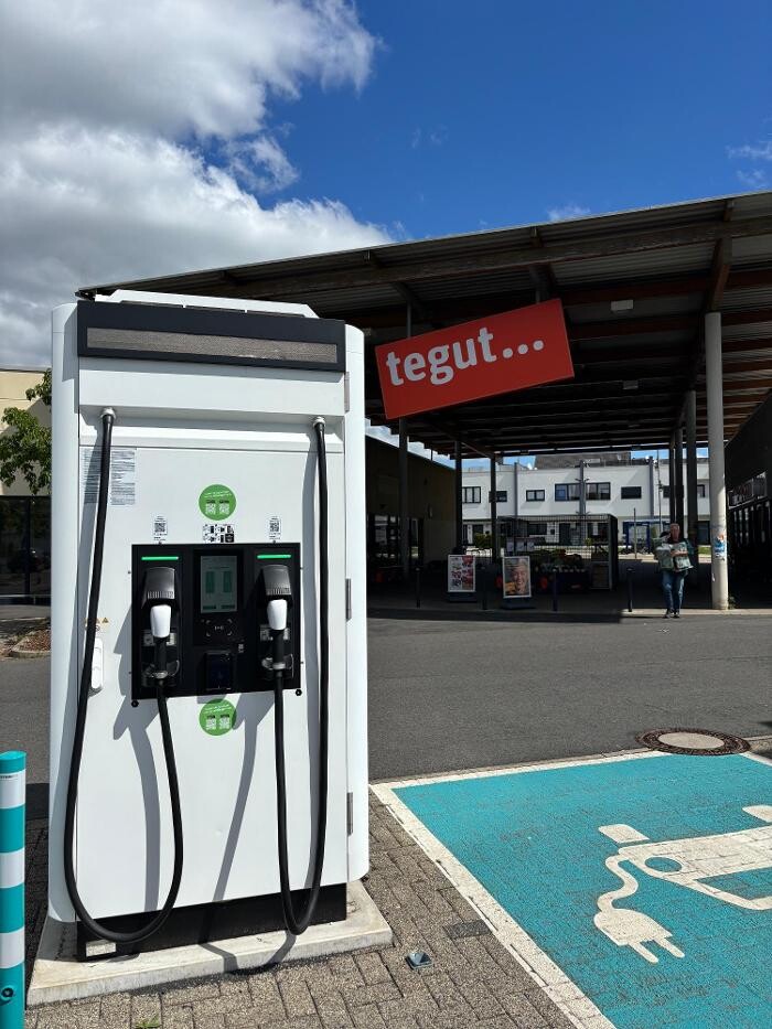 Bilder ChargeOne Ladestation