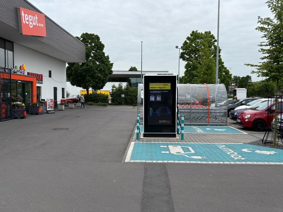 Bilder ChargeOne Ladestation