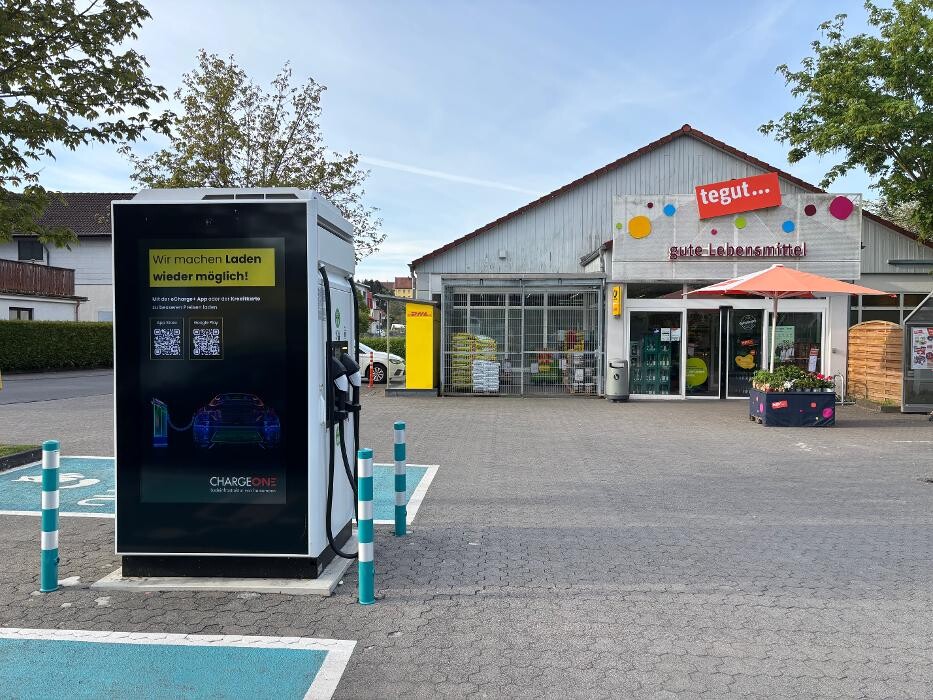 Bilder ChargeOne Ladestation
