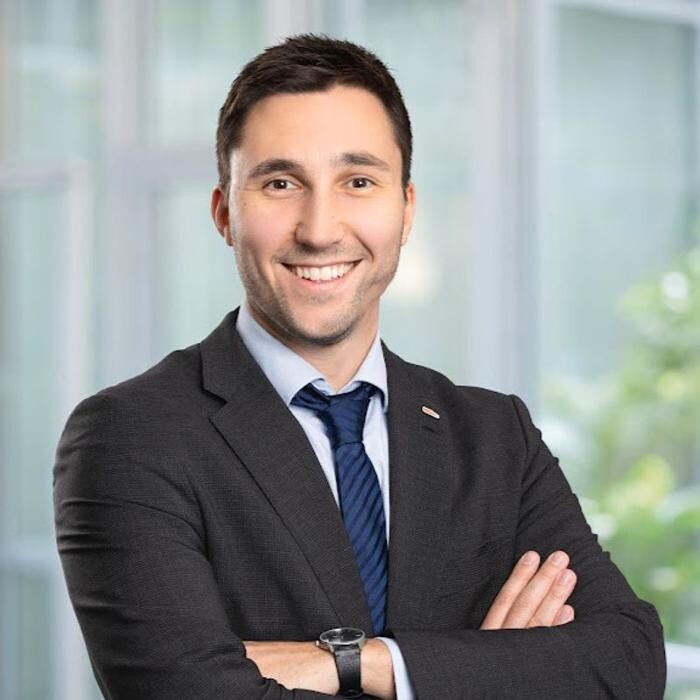 Bilder ERGO Versicherung Ioannis Anastasiadis