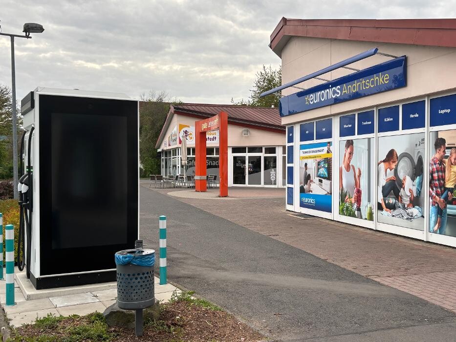 Bilder ChargeOne Ladestation
