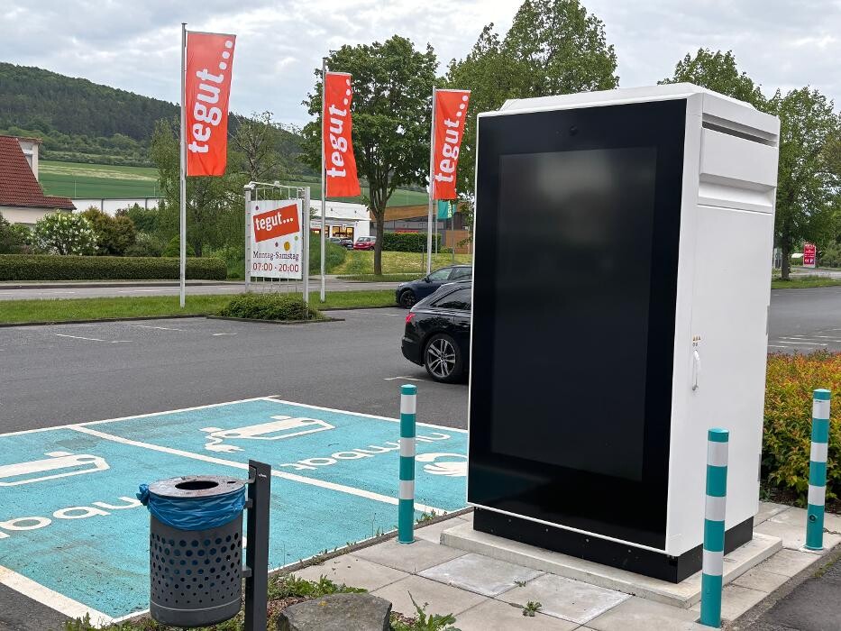 Bilder ChargeOne Ladestation