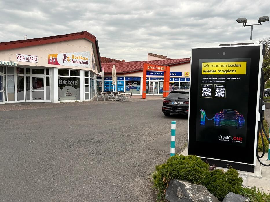 Bilder ChargeOne Ladestation