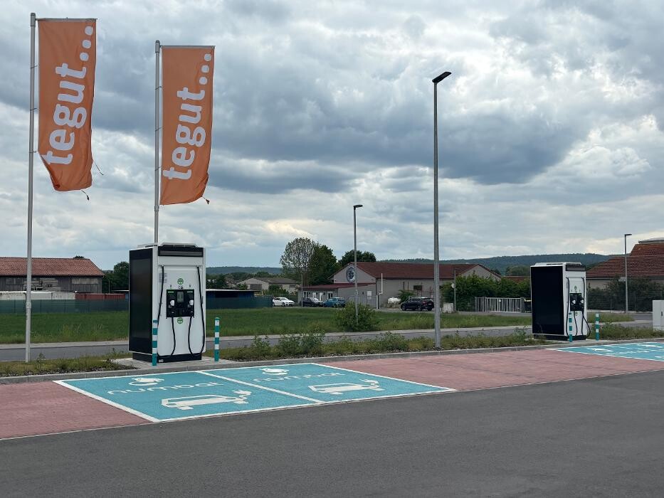 Bilder ChargeOne Ladestation