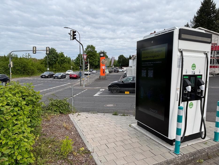 Bilder ChargeOne Ladestation