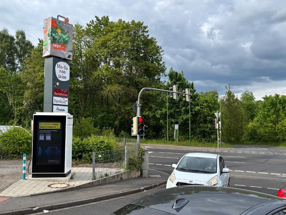 Bilder ChargeOne Ladestation