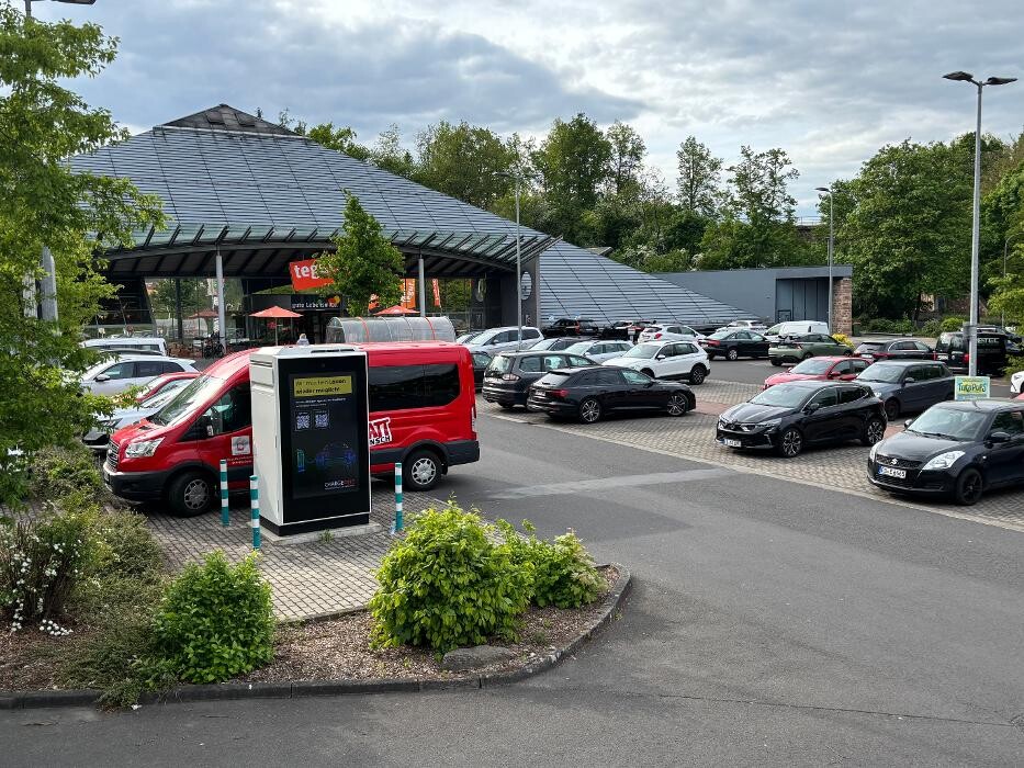 Bilder ChargeOne Ladestation