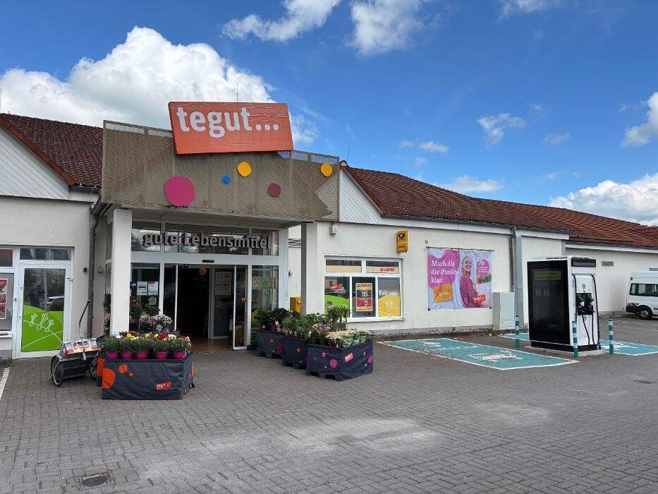 Bilder ChargeOne Ladestation