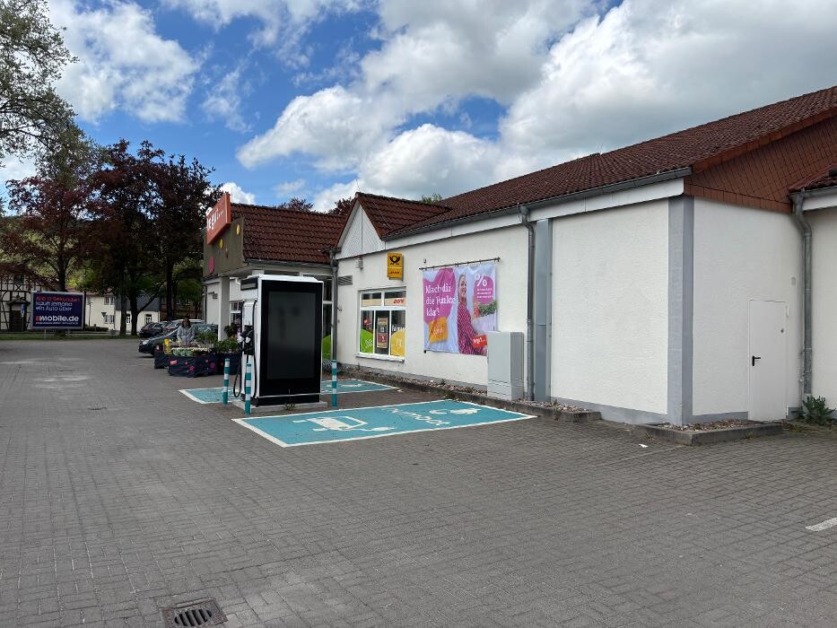 Bilder ChargeOne Ladestation