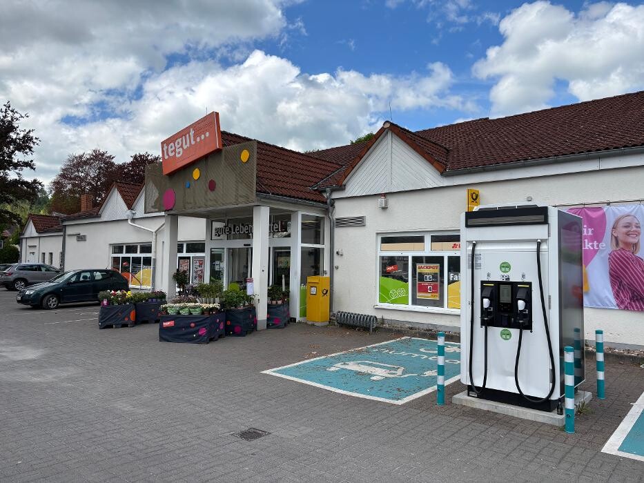 Bilder ChargeOne Ladestation