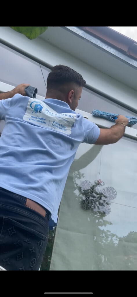 Bilder Big Brothers Gebäudereinigung & Hausmeisterservice