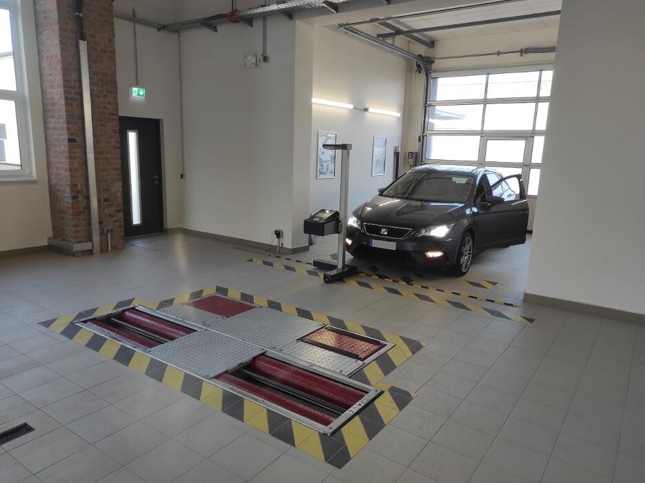 Bilder DEKRA Automobil GmbH Station Leipzig West