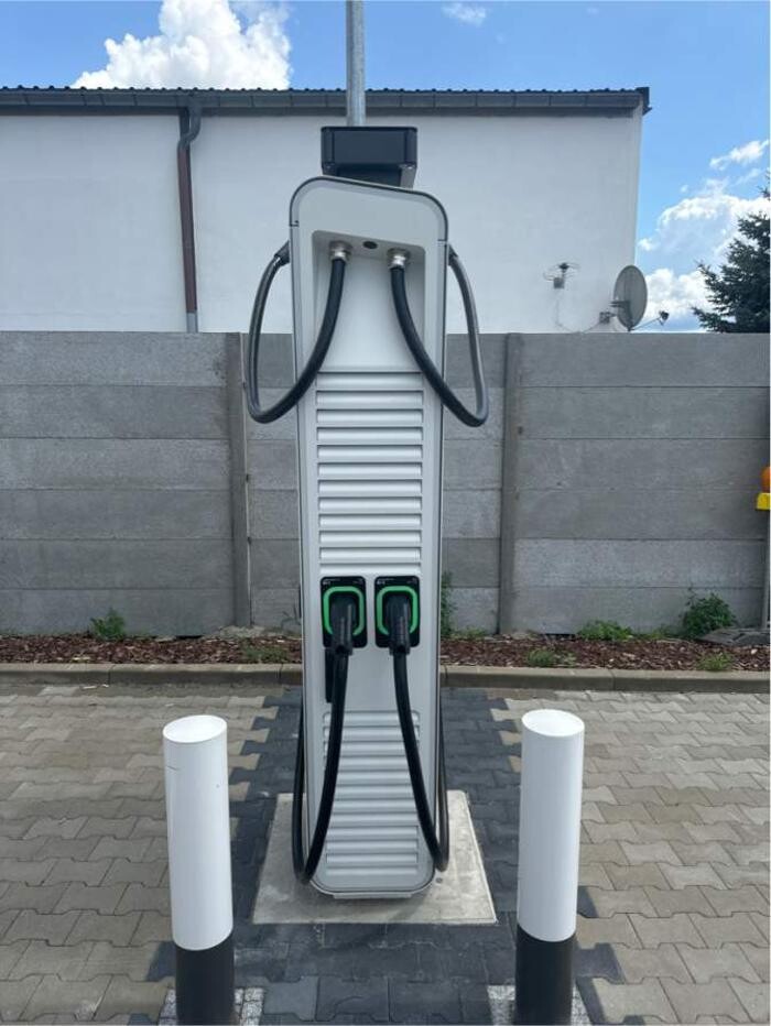 Bilder Shell Recharge Charging Station