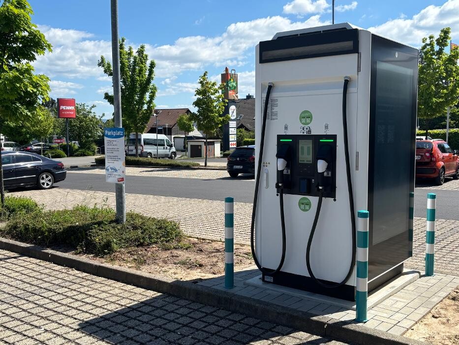 Bilder ChargeOne Ladestation