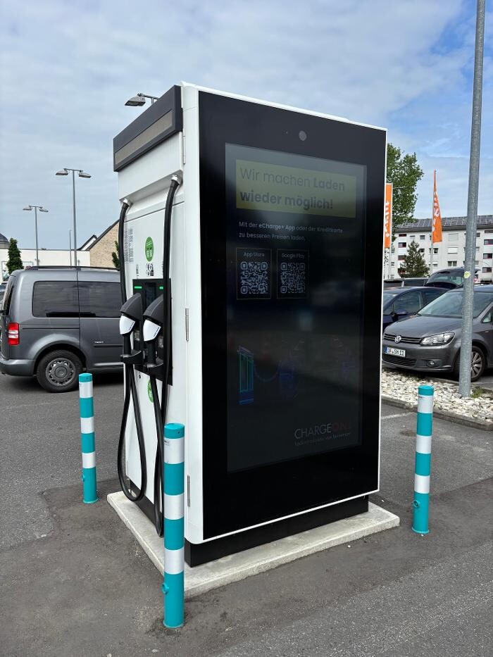 Bilder ChargeOne Ladestation