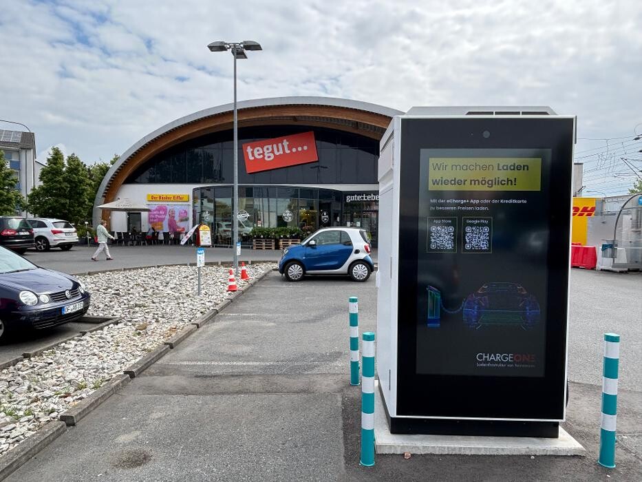 Bilder ChargeOne Ladestation