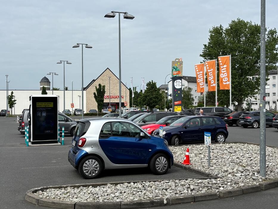 Bilder ChargeOne Ladestation
