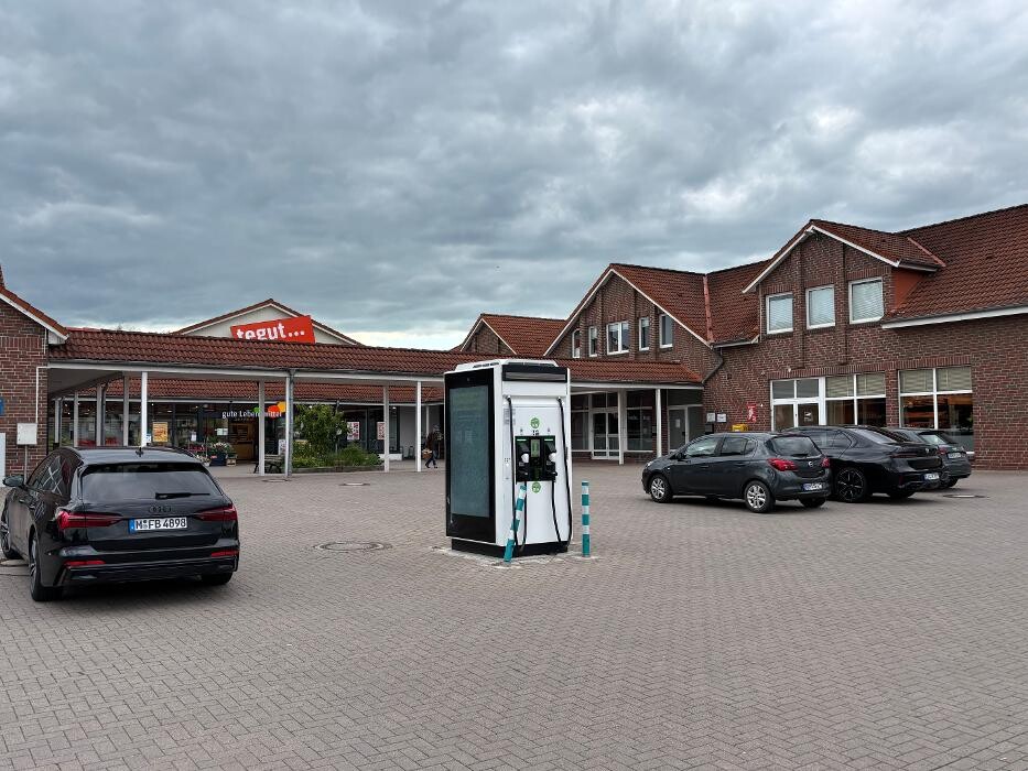 Bilder ChargeOne Ladestation