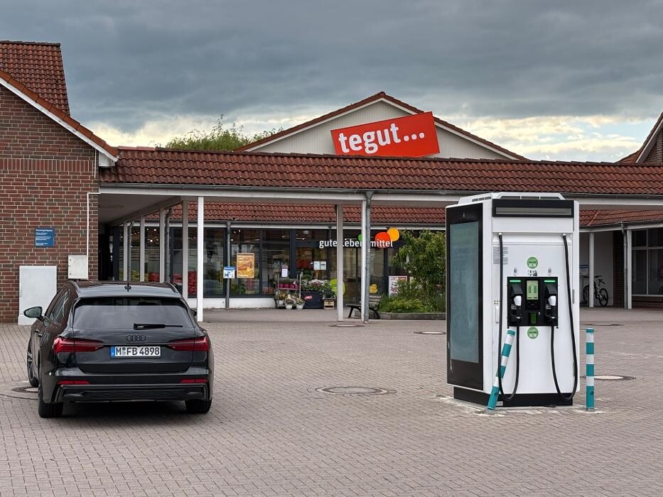 Bilder ChargeOne Ladestation