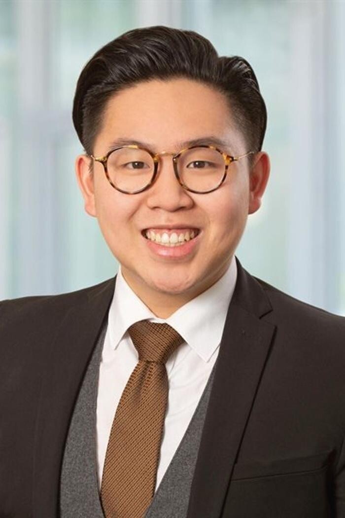 Bilder ERGO Versicherung Tien Frank Nguyen Chi