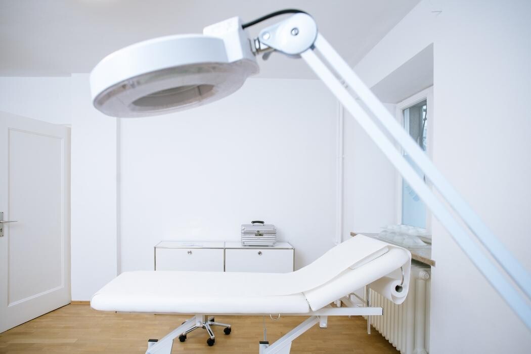 Bilder Dr. Philip Metz Plastische und Ästhetische Chirurgie Augsburg