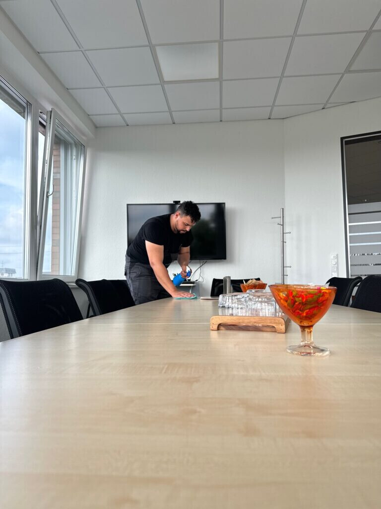 Bilder Mozaik Gebäudereinigung