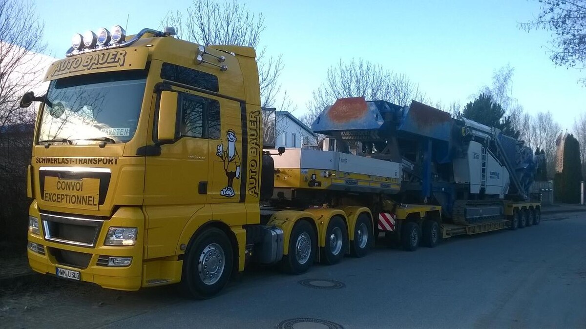 Bilder AB Auto-Bauer GmbH & Co.KG | TOP Markenspezialist für Renault & Dacia