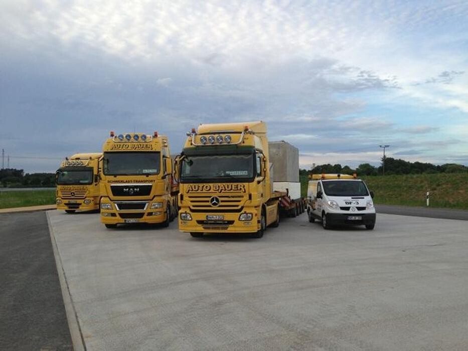 Bilder AB Auto-Bauer GmbH & Co.KG | TOP Markenspezialist für Renault & Dacia