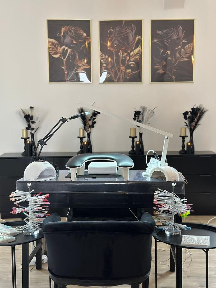 Bilder Spa Studio Luxury - Nagelstudio / Massage