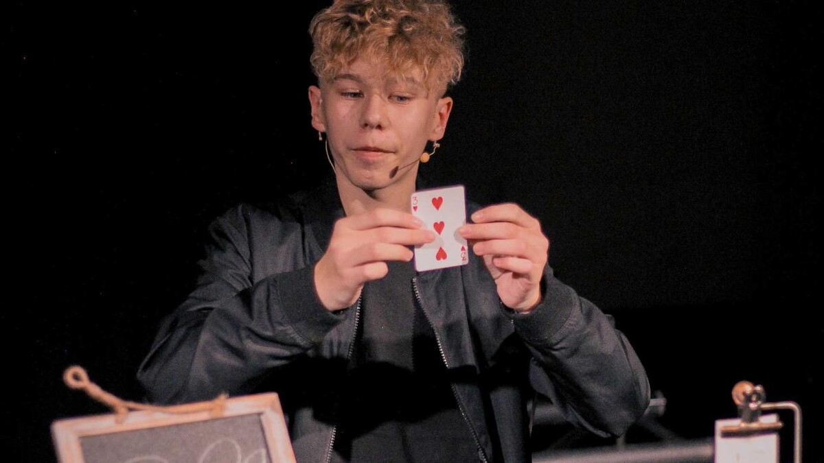 Bilder Zauberkünstler - twoMagic