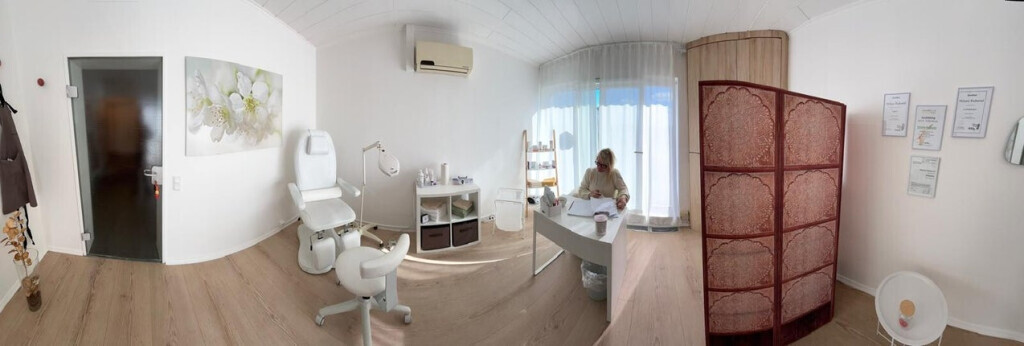 Bilder M.Redmond Fußpflegerin