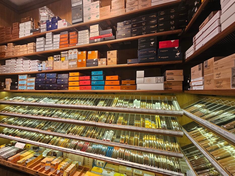 Bilder Pfeifen Diehl by WOLSDORFF TOBACCO GmbH