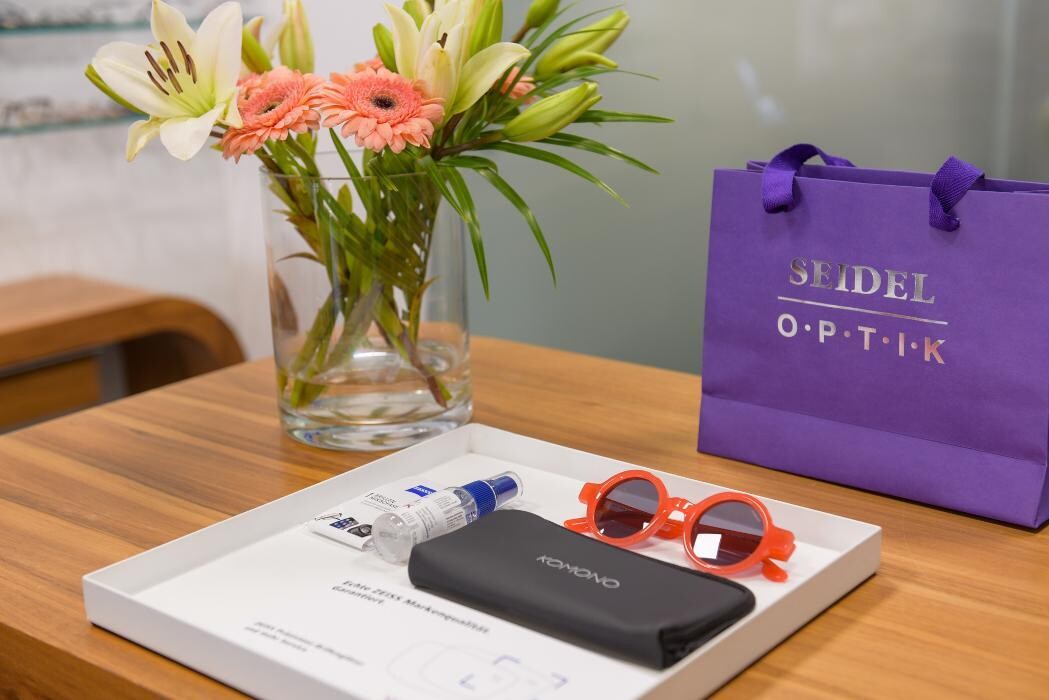 Bilder Optik Seidel in Ebersberg - Ihr Optiker für Brillen und Kontaktlinsen