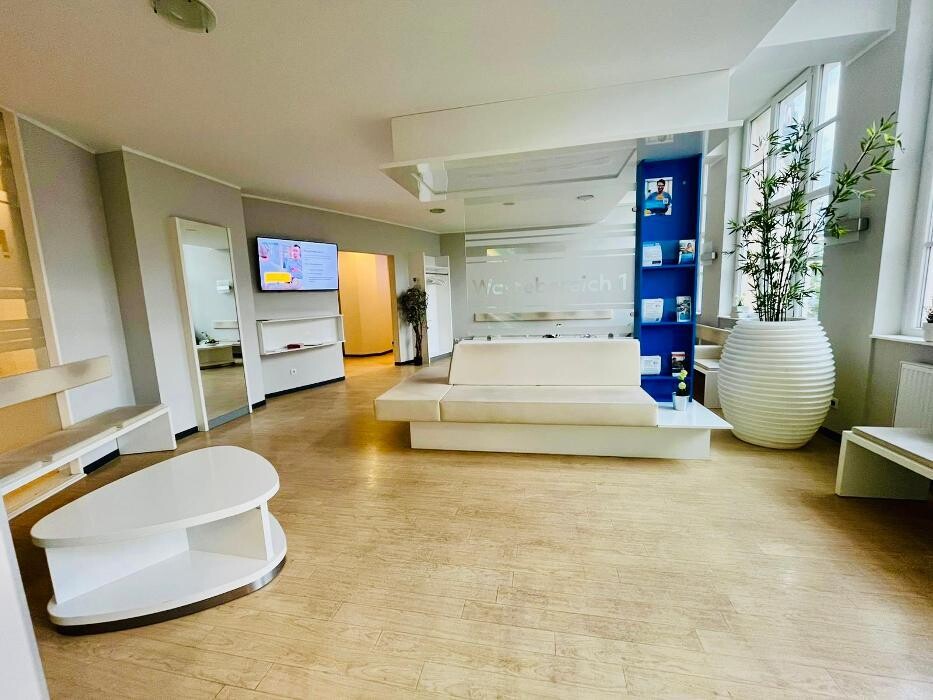 Bilder MED:ON MVZ Hausarztpraxis Polyklinik