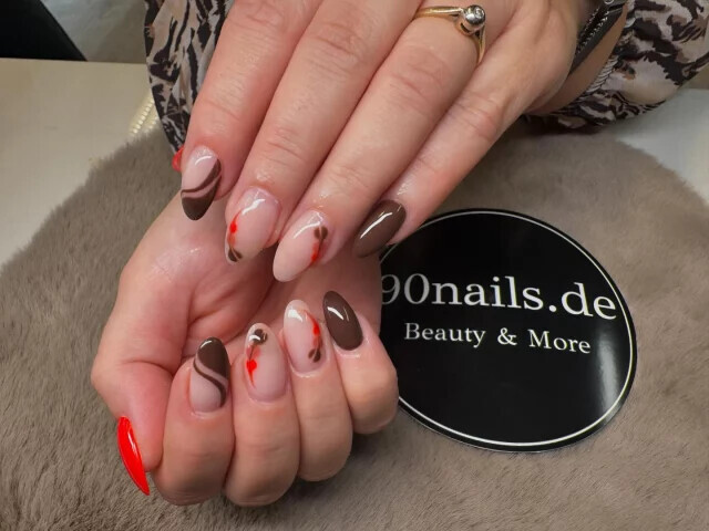 Bilder 90nails.de Nagelstudio Bochum